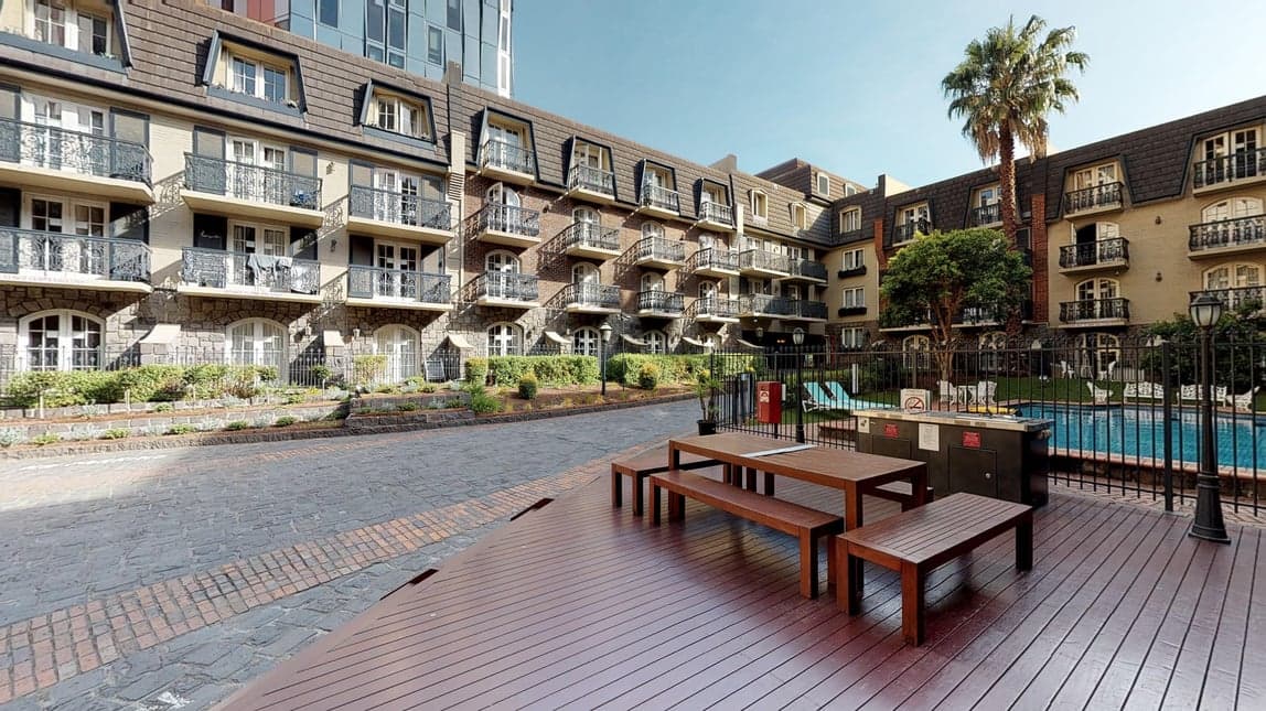 Dwell Village Melbourne City