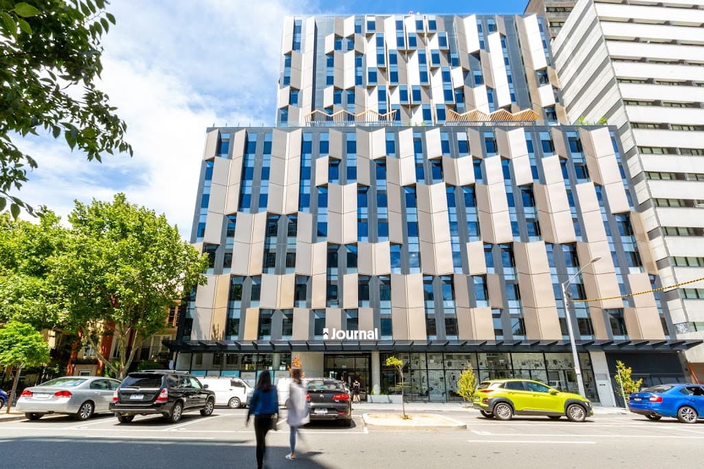 Scape Uni Square
